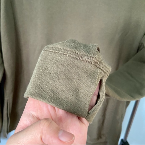 Forever 21 • Army Green Active Sweatshirt - Picture 9 of 13